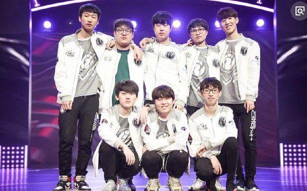 做短传墙配 做短传墙配