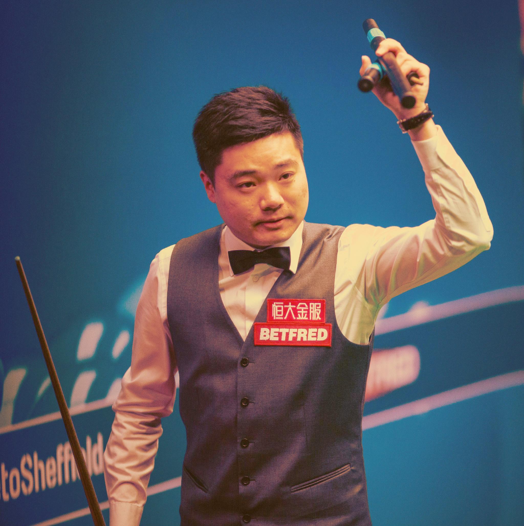 的对抗中 的对抗中