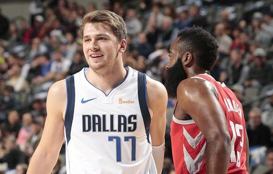 管理层提前 管理层提前