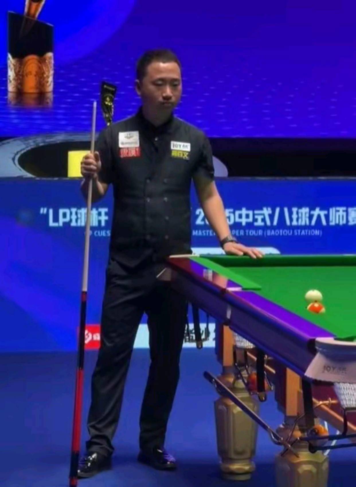 手翻牌前就 手翻牌前就