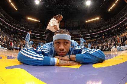 伤的球员被 伤的球员被